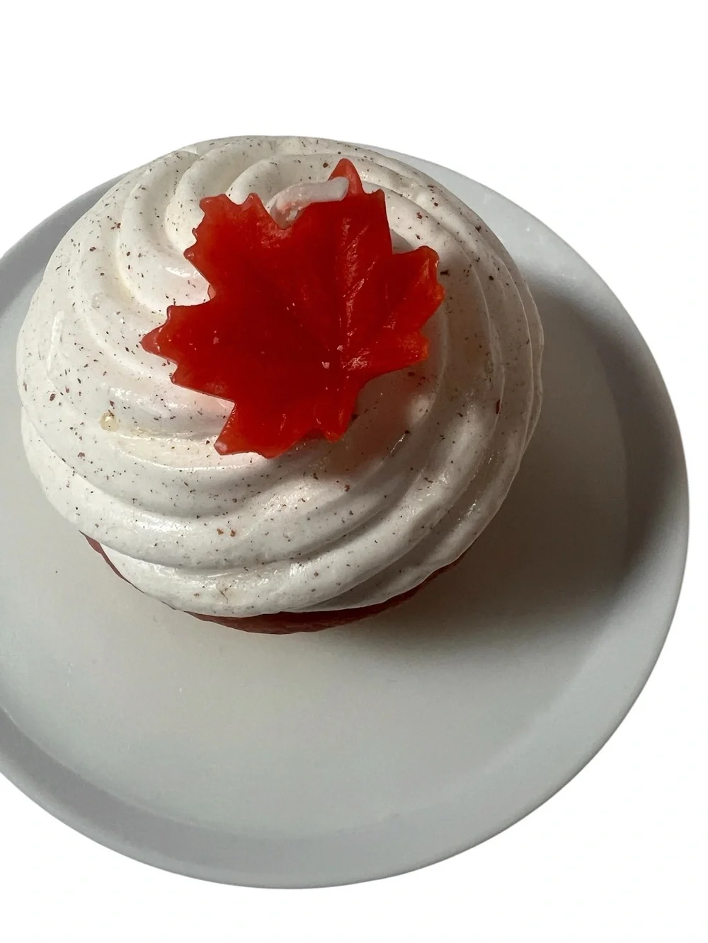 Ashland Maple Cream Cupcake Fall Candle - White & Red
